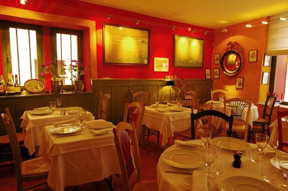 La Petite Hostellerie Uzes Bagian luar foto